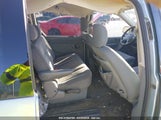 CHRYSLER TOWN & COUNTRY 1A4GP45R26B632661 снимка