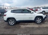 JEEP COMPASS LATITUDE 4X4 3C4NJDBB6KT839035 снимка