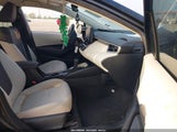 TOYOTA COROLLA LE JTDEPMAE0NJ215074 снимка