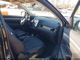 MITSUBISHI OUTLANDER SE JA4AD3A35FZ000674 снимка
