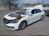 VOLKSWAGEN PASSAT 1.8T S 1VWAT7A36HC069764 снимка