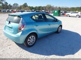 TOYOTA PRIUS C THREE JTDKDTB36D1048320 снимка