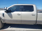 FORD F-350 LARIAT 1FT8W3BT8JEB67902 photo