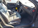 VOLVO V70 3.2/3.2 R-DESIGN YV1960BWXA1133314 photo