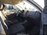 VOLKSWAGEN TIGUAN S WVGBV3AX6EW528570 fotografie