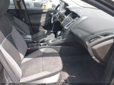 Ford Focus Se 1FADP3F29EL230235 photo