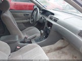TOYOTA CAMRY LE 4T1BG22K5YU700627 снимка