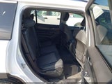 JEEP GRAND CHEROKEE L LAREDO 4X4 1C4RJKAG7R8920752 снимка
