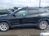 JEEP CHEROKEE SPORT FWD 1C4PJLAB5HW667863 photo