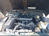 JEEP WRANGLER SAHARA 1J4FA59S2YP734290 снимка