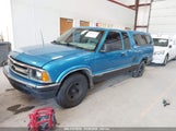 CHEVROLET S TRUCK S10 1GCCS19Z0S8127527 photo