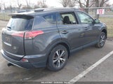 TOYOTA RAV4 XLE JTMRFREV8HJ711322 снимка