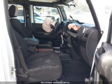 JEEP WRANGLER UNLIMITED SPORT 1C4BJWDG2EL260485 fotografie