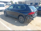 VOLKSWAGEN TIGUAN 2.0T SE/2.0T SEL/2.0T SEL R-LINE/2.0T SEL R-LINE BLACK 3VV3B7AX2KM147806 photo