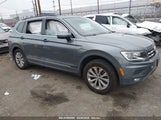 VOLKSWAGEN TIGUAN 2.0T SE/2.0T SEL 3VV3B7AX4JM005780 снимка