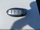 NISSAN ROGUE SPORT SV JN1BJ1CR8HW101787 снимка