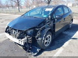 TOYOTA PRIUS THREE JTDKN3DU3E1775354 снимка