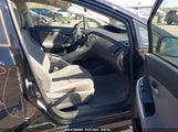 TOYOTA PRIUS THREE JTDKN3DU3E1775354 снимка