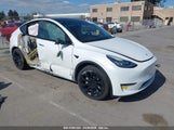TESLA MODEL Y LONG RANGE DUAL MOTOR ALL-WHEEL DRIVE 7SAYGDEE0NF340822 photo