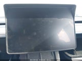 TESLA MODEL Y LONG RANGE DUAL MOTOR ALL-WHEEL DRIVE 7SAYGDEE0NF340822 fotografie