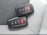 TOYOTA RAV4 HYBRID XLE 2T3RWRFV0KW****** снимка