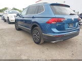 VOLKSWAGEN TIGUAN 2.0T SE/2.0T SE R-LINE BLACK/2.0T SEL 3VV3B7AX7LM057732 photo