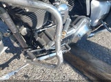 HARLEY-DAVIDSON FLHTCU 1HD1FC4179Y676630 fotografie