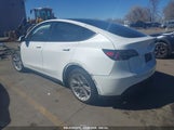 TESLA MODEL Y AWD/LONG RANGE DUAL MOTOR ALL-WHEEL DRIVE 7SAYGAEE3PF625743 fotografie