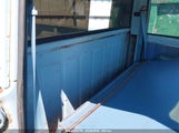 Jeep J10 J9A45NN008784 снимка