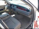 LINCOLN TOWN CAR ULTIMATE 1LNHM83W24Y622270 снимка