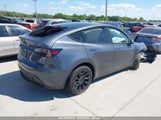 TESLA MODEL Y AWD/LONG RANGE DUAL MOTOR ALL-WHEEL DRIVE 7SAYGDEE3PA193458 fotografie