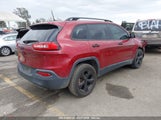 JEEP CHEROKEE ALTITUDE 4X4 1C4PJMAB8HW569111 снимка