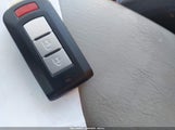 MITSUBISHI OUTLANDER SE JA4AS3AW7BU020710 снимка