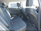 HYUNDAI TUCSON SE KM8J2CA48KU035510 снимка