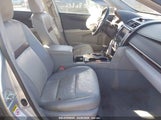 TOYOTA CAMRY XLE V6 4T1BK1FK9DU526297 fotografie