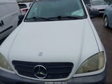 MERCEDES-BENZ ML 320 4JGAB54E3XA141663 fotografie