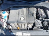 Volkswagen Passat 2.5L S 1VWAP7A33CC010247 снимка