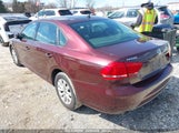 Volkswagen Passat 2.5L S 1VWAP7A33CC010247 снимка