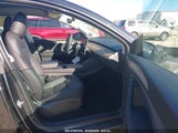 TESLA MODEL Y LONG RANGE DUAL MOTOR ALL-WHEEL DRIVE 7SAYGDEE8RA293641 fotografie