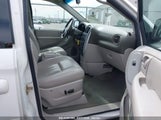 CHRYSLER TOWN & COUNTRY TOURING 2A4GP54L77R123784 снимка