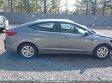 HYUNDAI ELANTRA SE KMHD74LF3HU117124 снимка