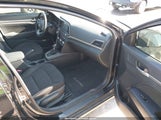 HYUNDAI ELANTRA VALUE EDITION 5NPD84LF4KH423414 снимка