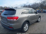 KIA SORENTO 2.4L LX 5XYPGDA30GG054607 снимка