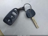 HYUNDAI ELANTRA GT KMHD35LH2GU277769 снимка