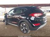 HYUNDAI TUCSON LIMITED KM8J33A22HU316495 fotografie