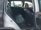 VOLKSWAGEN TIGUAN 2.0T SPORT WVGUV7AX7HK020247 photo