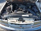 CHEVROLET BLAZER LT 1GNCS13W9X2130068 снимка