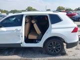 VOLKSWAGEN TIGUAN 2.0T SE/2.0T WOLFSBURG EDITION 3VVNB7AX2RM140292 fotografie