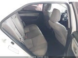 TOYOTA COROLLA LE 5YFBURHE6FP220968 снимка