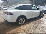 TESLA MODEL X 100D/75D/P100D 5YJXCBE26JF104667 снимка